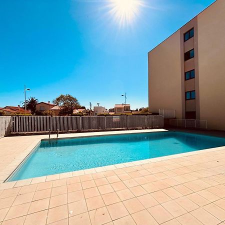 Studio Moderne Avec Parking Et Piscine- 313 Кане Екстериор снимка