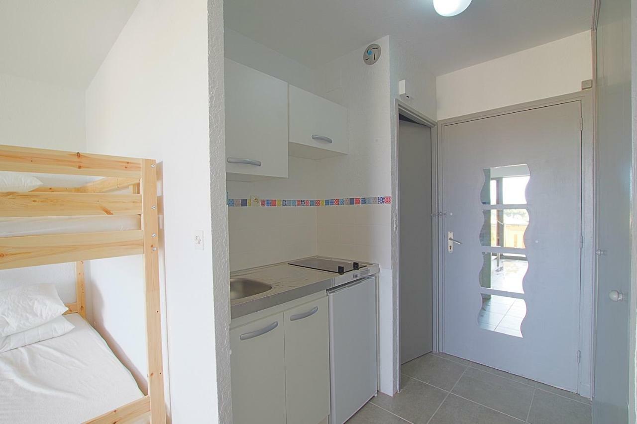 Studio Moderne Avec Parking Et Piscine- 313 Кане Екстериор снимка